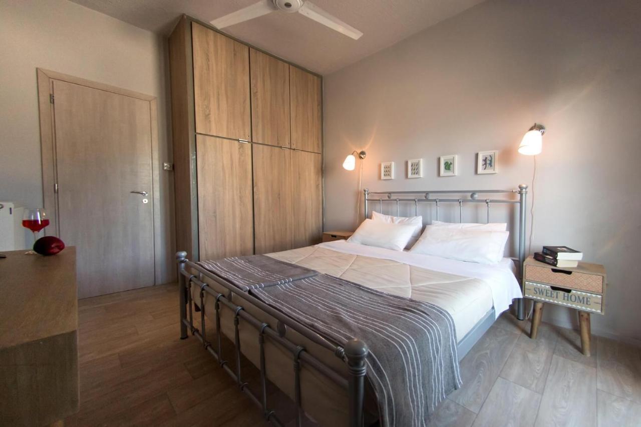 Apartment Complex Lagonissi With Swimming Pool. *