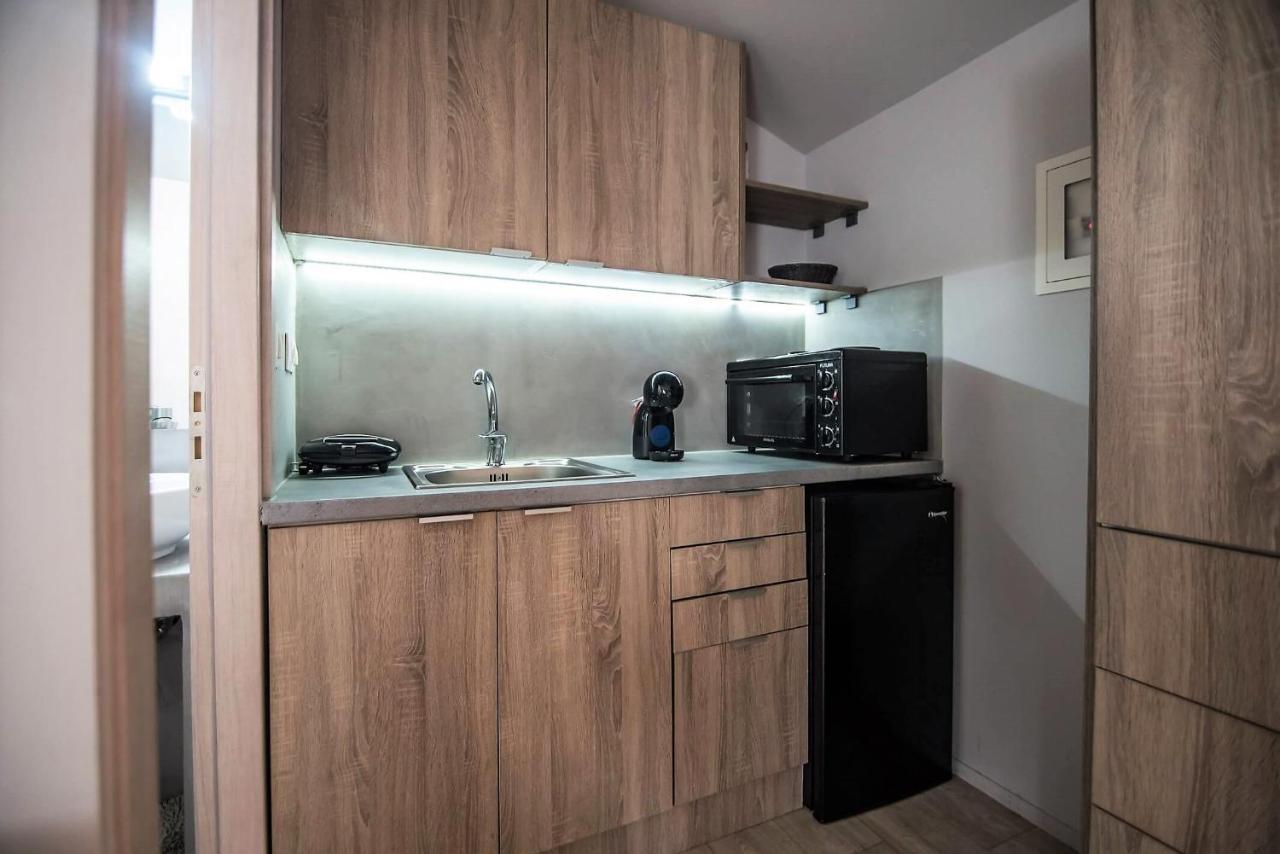 Complex Lagonissi With Swimming Pool. Lagonisi
