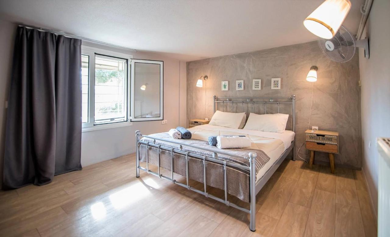 Complex Lagonissi With Swimming Pool. Apartment *