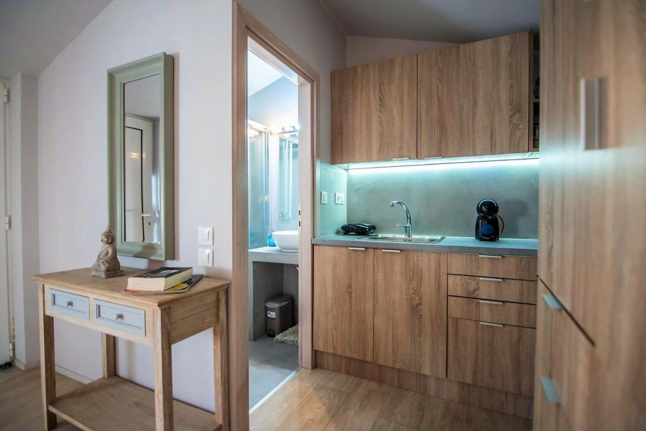Complex Lagonissi With Swimming Pool. Apartment